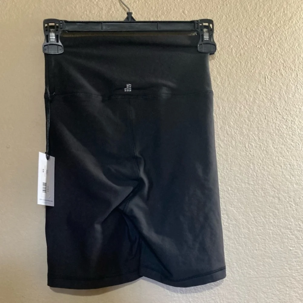 WEWOREWHAT Black Lace-up High Waist Athletic Yoga Biker Shorts NWT